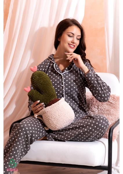 Kadın Kışlık Welsoft Peluş Polar Düğmeli Pijama Takımı