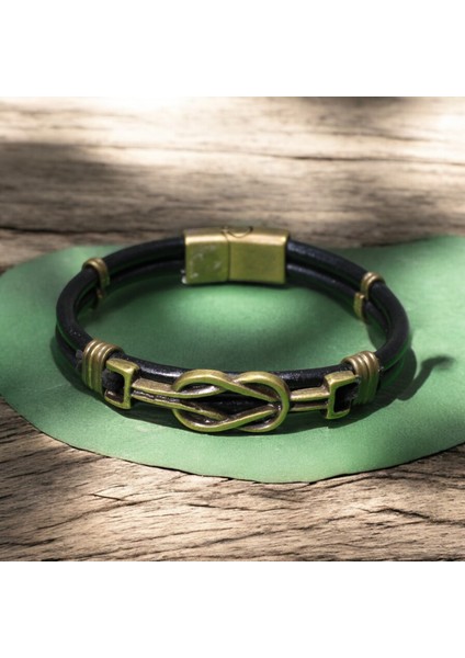 Denizci Düğümü Figürü ile Şıklık - Siyah Deri Bileklik - Metal Mıknatıs Kapama fırsatları