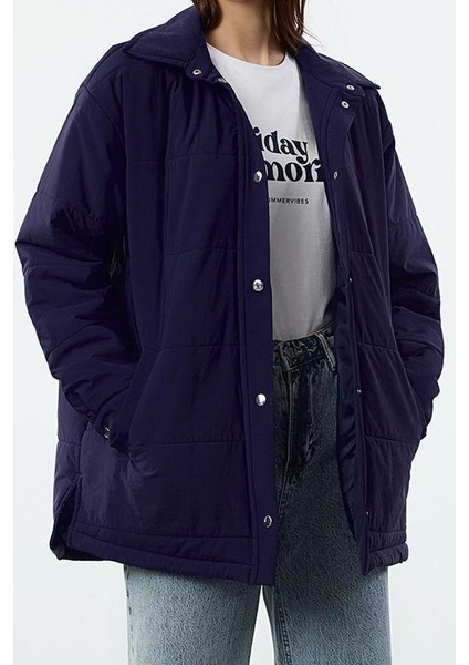 Kadın Moda Şık Bol Gömlek Yaka Midi Düz Astarlı Oversize Kapitone Şişme Mont