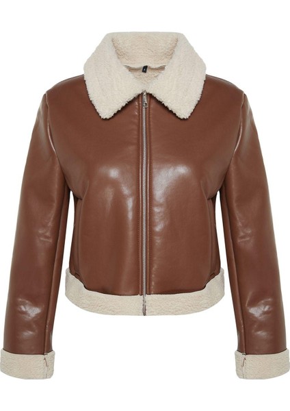 Kadın Moda Şık Regular Gömlek Yaka Standart Düz Astarlı Peluş Detaylı Suni Deri Biker Ceket Mont