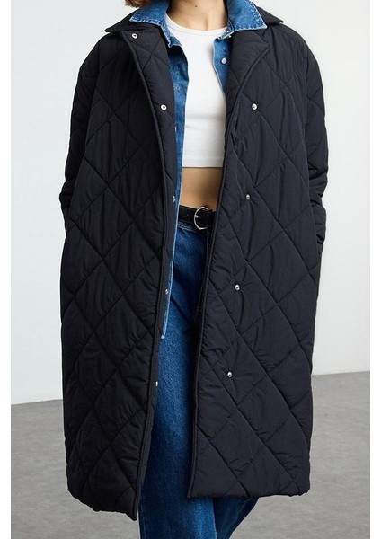 Kadın Moda Şık Bol Ceket Yaka Uzun Düz Astarlı Oversize Kuşaklı Uzun Kapitone Şişme Mont