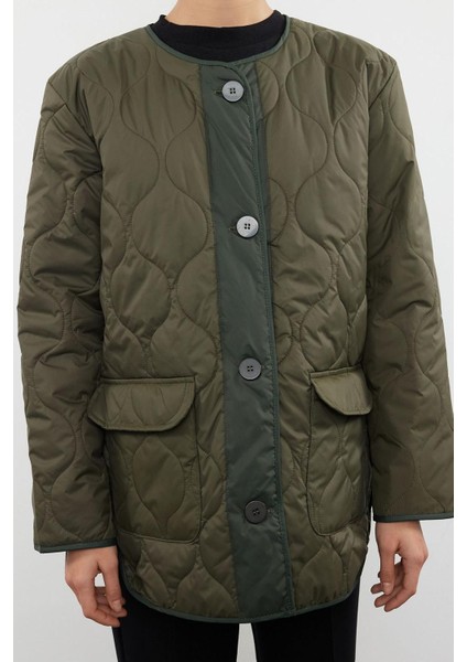 Kadın Moda Şık Regular Bisiklet Yaka Midi Renkli Astarlı Oversize Su Itici Kapitone Mont