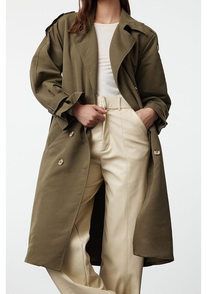 Kadın Moda Şık Oversize Ceket Yaka Uzun Düz Astarlı Kemerli Rüzgarlık Detaylı Su Itici Uzun Trençkot