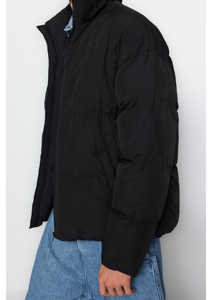 Moda Şık Bol Dik Yaka Standart Düz Astarlı Oversize Fit Dik Yaka Şişme Kışlık Mont