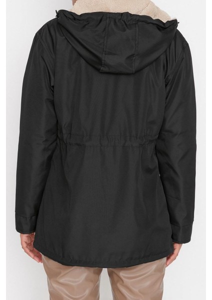 Tasarım Düz Astarlı Yaka Midi Regular Kapüşonlu Kadın Kapüşonlu Içi Kürklü Su Itici Parka Kaban indirimleri