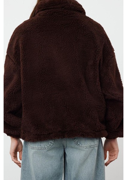 Tasarım Düz Astarlı Yaka Standart Oversize Dik Kadın Oversize Peluş Mont indirimleri