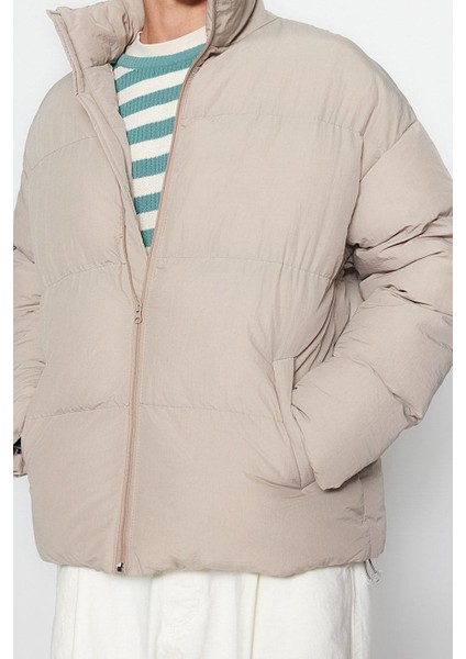 Tasarım Düz Astarlı Yaka Standart Bol Dik Unisex Oversize Fit Dik Yaka Şişme Kışlık Mont modelleri