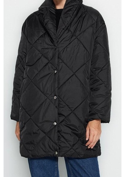 Tasarım Düz Astarlı Yaka Midi Oversize Ceket Kadın Oversize Kapitone Şişme Mont fiyatları