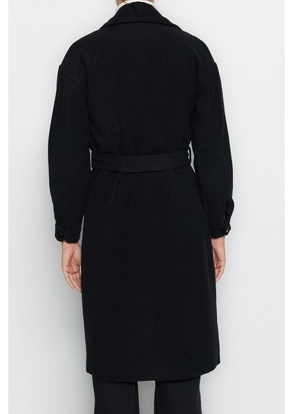 Tasarım Düz Astarlı Yaka Uzun Regular Ceket Kadın Toka Detaylı Kuşaklı Regular Kaban indirimleri