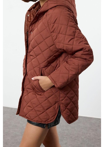 Tasarım Düz Astarlı Yaka Midi Regular Kapüşonlu Kadın Kapüşonlu Su Itici Kapitone Mont fiyatları