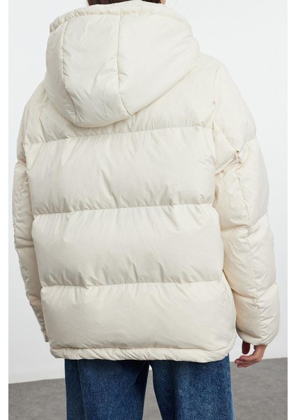 Tasarım Düz Astarlı Yaka Standart Oversize Kapüşonlu Kadın Kapüşonlu Kaz Tüylü Su Iticili Şişme Mont fiyatları