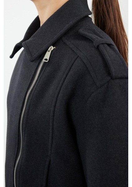 Tasarım Düz Astarlı Yaka Standart Ceket Kadın Örme Kaşe Crop Biker Ince Ceket Mont