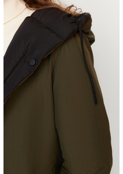 Kadın Moda Şık Regular Kapüşonlu Yaka Uzun Düz Çift Taraflı Kapüşonlu Su Itici Şişme Anorak Mont indirimleri