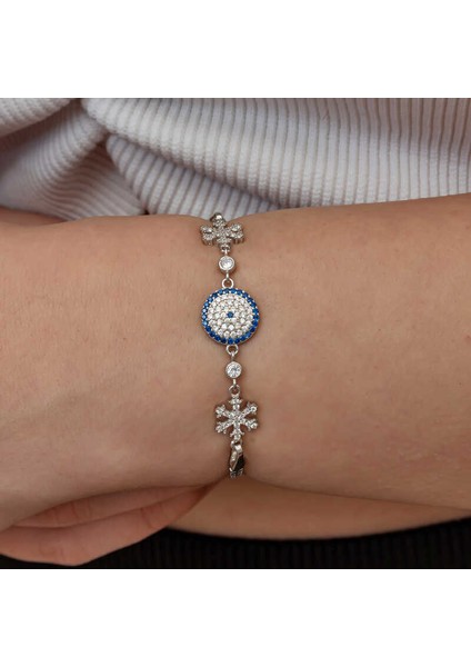 Gümüş Nazarlı Kar Tanesi Kadın Bileklik modelleri