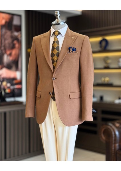 Italyan Stil Slim Fit Sivri Yaka Erkek Ceket Camel T13210