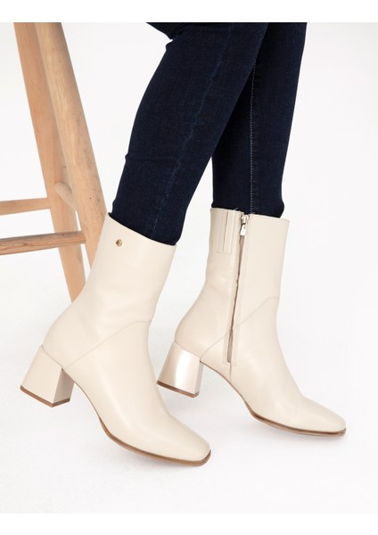 Kadın Beyaz Topuklu Çizme 50295942-VR019