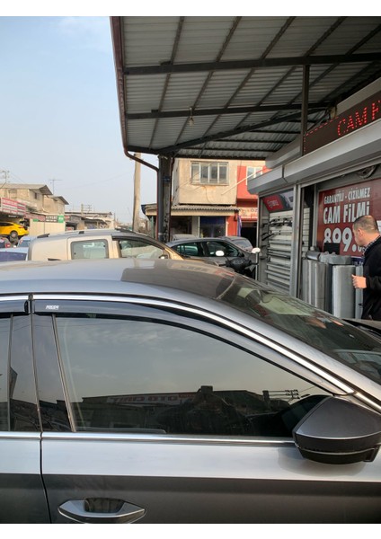 Skoda Octavia 2023 ve Sonrası Kromlu Cam Rüzgarlığı fiyatları