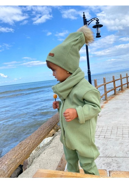 Bere Boyunluklu Takım Yeşil fiyatları