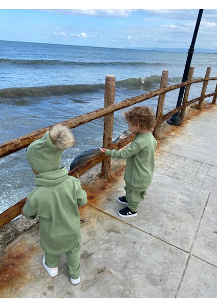 Bere Boyunluklu Takım Yeşil modelleri