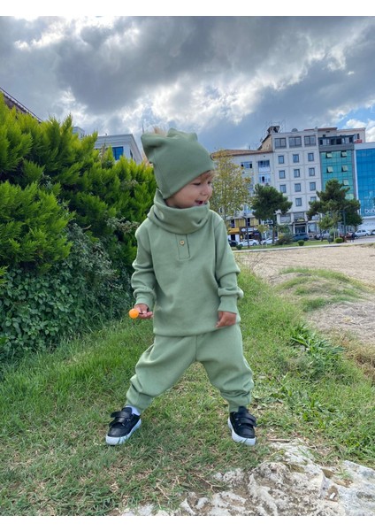 Bere Boyunluklu Takım Yeşil indirimleri