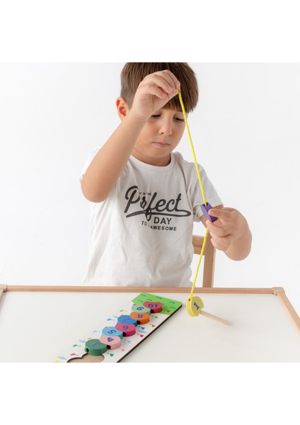 Montessori Eğitici Ahşap Tırtıl Ipe Dizme Oyunu - Renkli Sayılar