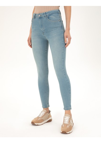 Kadın Açık Mavi Skinny Fit Jean Pantolon 50284083-VR003