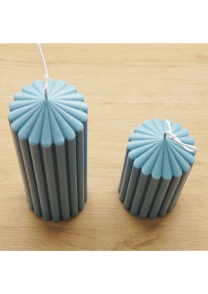 Poli Karbon Sert Plastik Mum Kalıbı Dik Çizgili Kule Şekilli 14,5x5,5 cm fiyatları