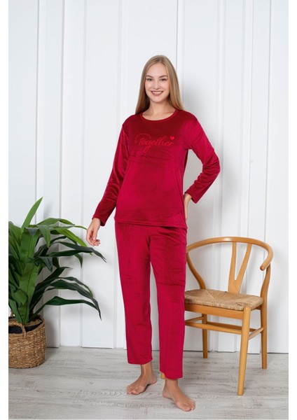 Kadın Kırmızı Uzul Kollu Sıfır Yakalı Düz Renk Kadife Baskılı Pijama Takımı