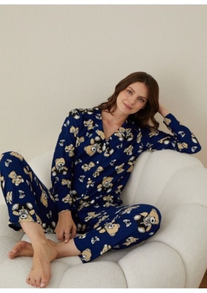 Kadın Mavi Ayıcık Desenli Gömlek Yaka Süet Pamuklu Uzun Kol Pijama Takımı Byrz-Süet