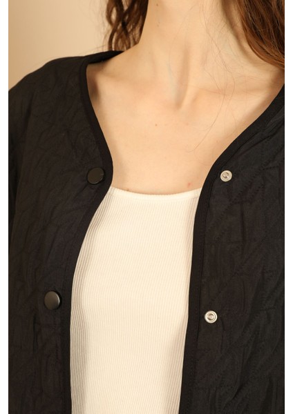 Jakar Kumaş Biyeli Oversize Kadın Ceket-Siyah fiyatları