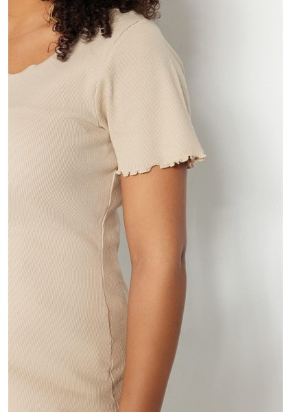 Moda Büyük Beden Kare Yaka Örme Fit Düz Desen Casual Günlük Regular Kısa Kol Bluz indirimleri