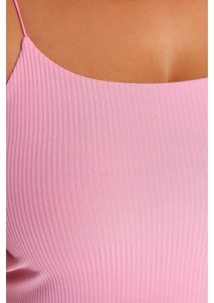 Moda Büyük Beden Kare Yaka Örme Fit Düz Desen Casual Günlük Crop Askılı Kol Bluz indirimleri