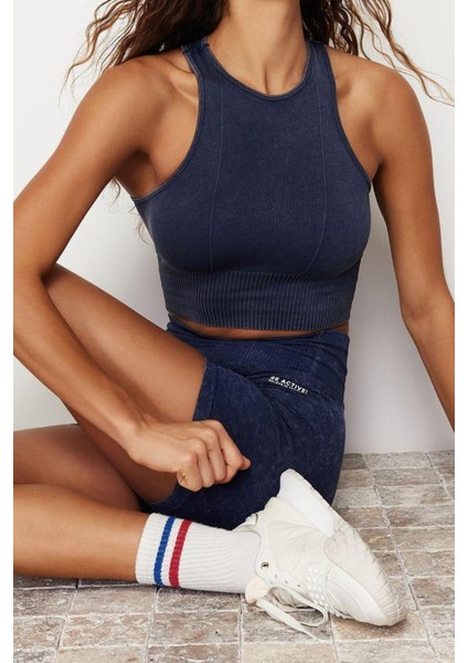 Moda Halter Yaka Örme Fit Düz Desen Sportswear Crop Kolsuz Bluz fırsatları