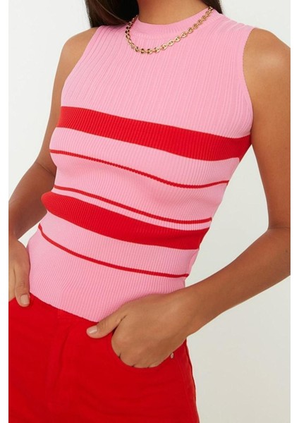 Moda Bisiklet Yaka Triko Slim Renk Bloklu Desen Casual Günlük Regular Kolsuz Bluz fiyatları