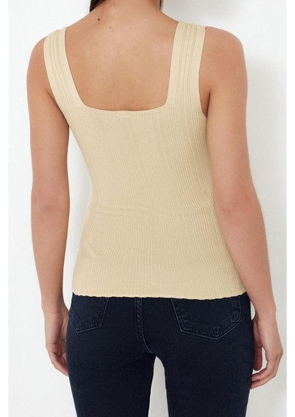 Moda Havuz Yaka Triko Slim Düz Desen Casual Günlük Regular Askılı Kol Bluz indirimleri