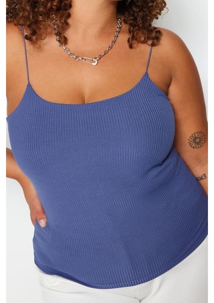 Moda Büyük Beden Kare Yaka Örme Fit Düz Desen Casual Günlük Crop Askılı Kol Bluz fırsatları