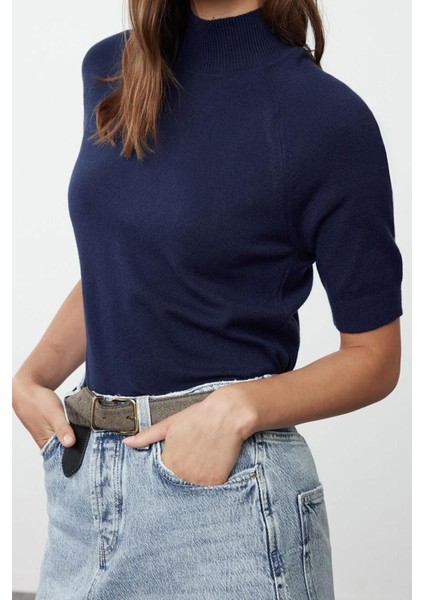 Moda Dik Yaka Triko Slim Düz Desen Casual Günlük Regular Kısa Kol Bluz fiyatları