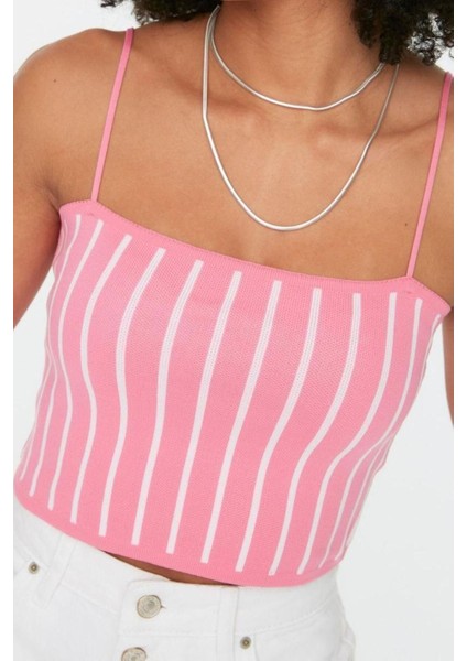 Moda Kare Yaka Triko Slim Renk Bloklu Desen Casual Günlük Super Crop Askılı Kol Bluz modelleri