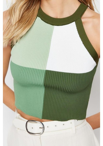 Moda Halter Yaka Triko Slim Renk Bloklu Desen Casual Günlük Crop Kolsuz Bluz fırsatları