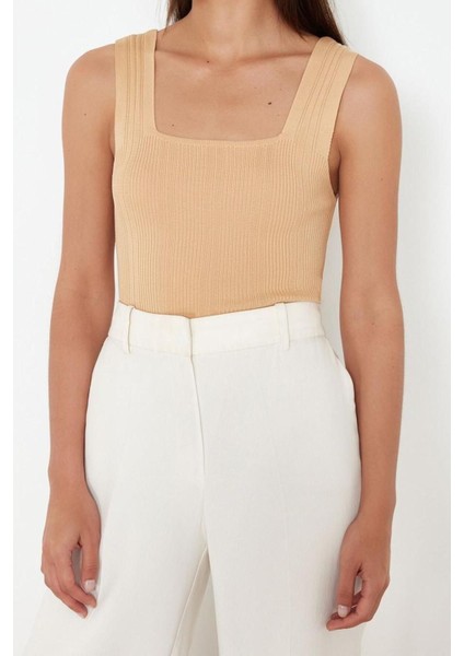 Moda Havuz Yaka Triko Slim Düz Desen Casual Günlük Regular Askılı Kol Bluz