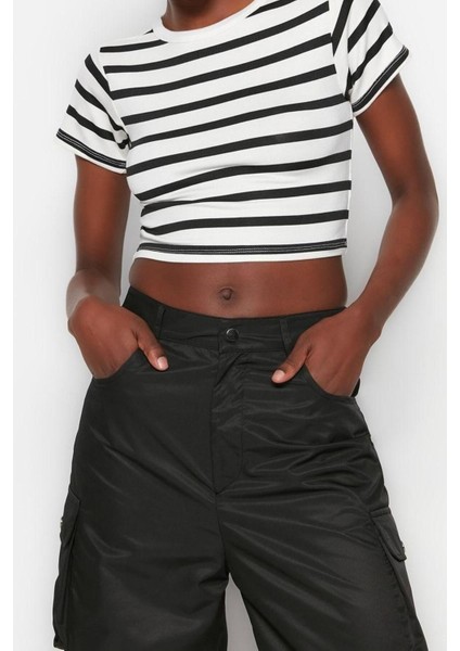 Moda Bisiklet Yaka Örme Slim Çizgili Desen Casual Günlük Crop Kısa Kol Bluz