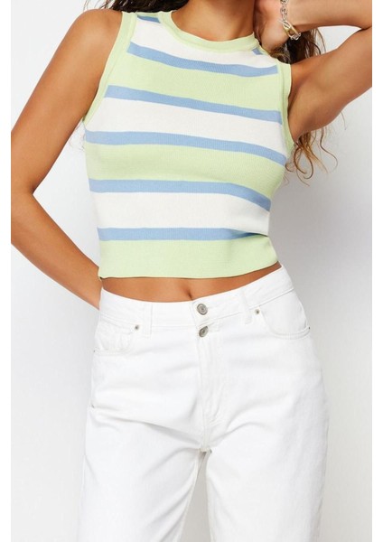 Moda Bisiklet Yaka Triko Slim Çizgili Desen Casual Günlük Crop Kolsuz Bluz fiyatları