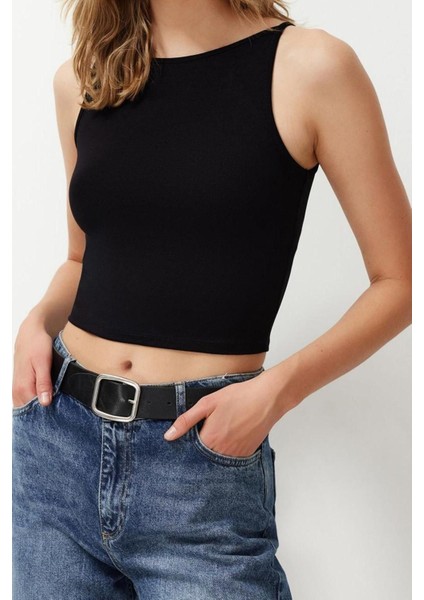 Moda Kayık Yaka Örme Slim Düz Desen Casual Günlük Crop Askılı Kol Bluz fiyatları