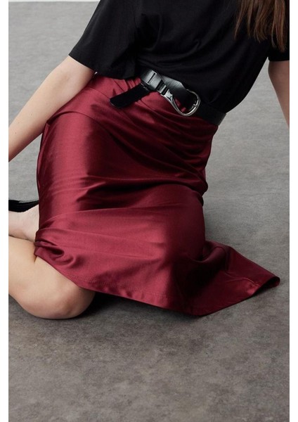 Moda A-Line Düz Desen Günlük Midi Boy Premium Saten A Kesim Çan Form Etek modelleri