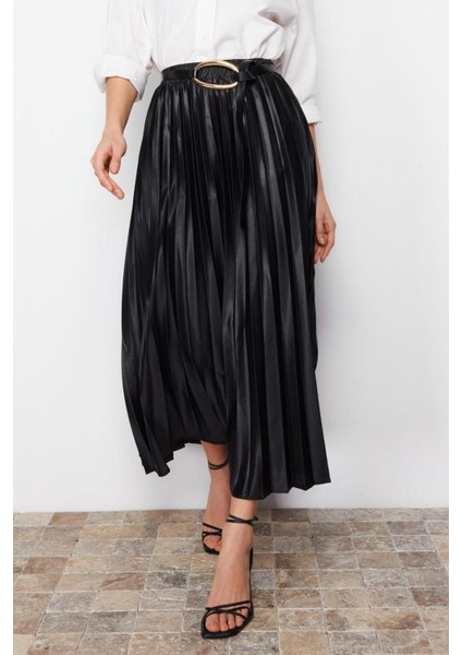Moda Tesettür Regular Düz Desen Günlük Uzun Boy Pilili Dokuma Etek modelleri