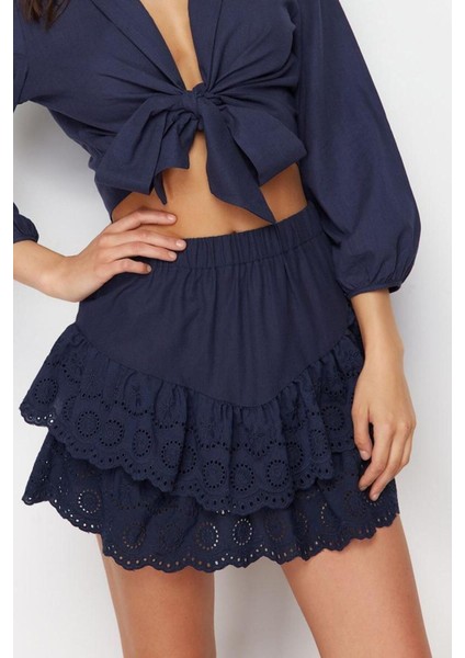 Moda Regular Düz Desen Plaj Mini Boy Lacivert Mini Dokuma Brode Detaylı Etek fırsatları
