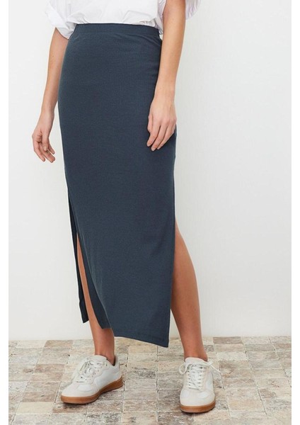 Moda Slim Günlük Maxi Boy Yırtmaç Detaylı Vücuda Oturan Yüksek Bel Fitilli Esnek Maxi Örme Etek modelleri