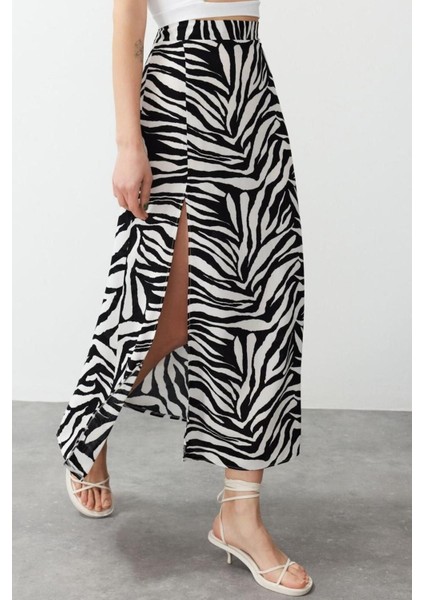 Moda Regular Düz Desen Günlük Midi Boy Yırtmaç Detaylı Dokuma Etek