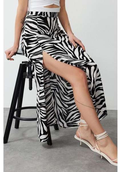 Moda Regular Düz Desen Günlük Midi Boy Yırtmaç Detaylı Dokuma Etek fiyatları