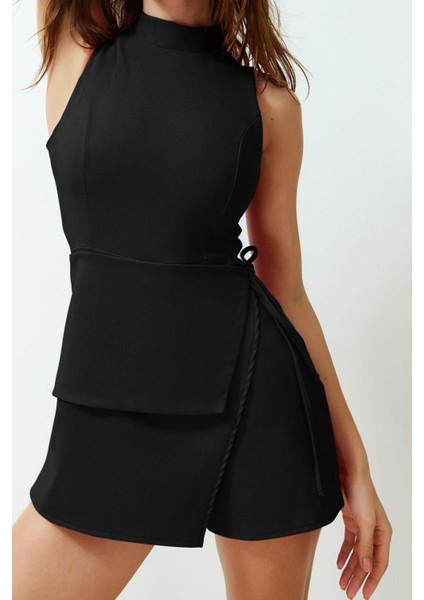 Kadın Moda Standart Kol Geniş Paça Dik Yaka Kısa Bağlama Detaylı Mini Dokuma Şort Etek Tulum fırsatları